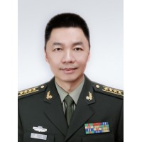 董钊