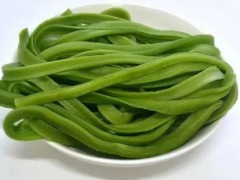 贡菜放久了变黑能吃吗 贡菜放辣锅还是清汤