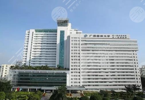 南宁假体隆胸哪家医院好